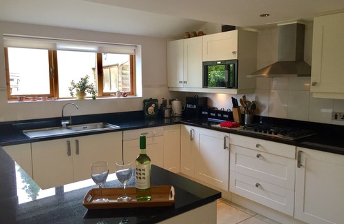 Shipton under Wychwood Cottage | Cosy cottage in the Cotswolds
