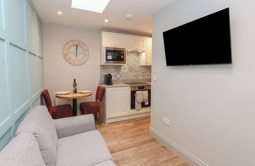 Durham Cottage | COSY COTTAGE 4, pet friendly in Brandon, County Durham
