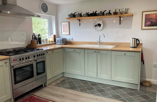Oldshoremore Cottage | Cosy cottage with garden, just a five minute walk from stunning Polin beach
