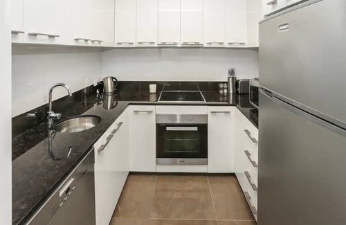 Pialligo Apartment | Cosy Country Apartment 8-mins from the City