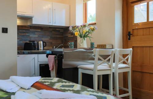 Grafton Regis Apartment | Cosy countryside retreat, Weiser