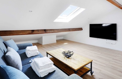 Levallois-Perret Apartment | Cosy duplex 2BDR Levallois / So Ouest - BAIL MOBILITE