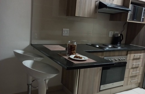 Benoni Apartment | Cosy escape from the city.