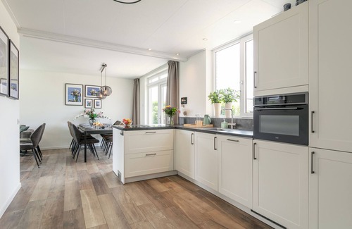 Oploo House | Cosy family home near a farm