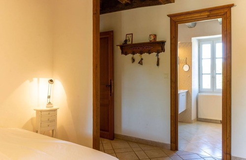 Degagnac House | Cosy gîte with heated pool and jacuzzi