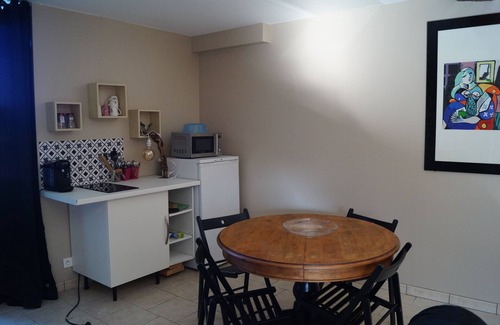 Laives House | Cosy little nest in the heart of a small Burgundy village