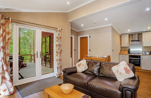 Freehay Ski Chalet | Cosy log cabin with one double.