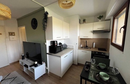 Koenigshoffen Est Apartment | Cosy Rent Strasbourg appartement wifi, terrasse