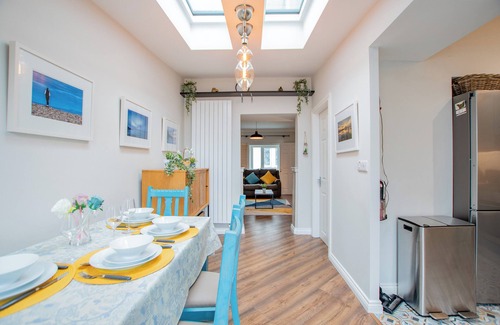Claddagh House | Cosy Retreat in Galway City Centre