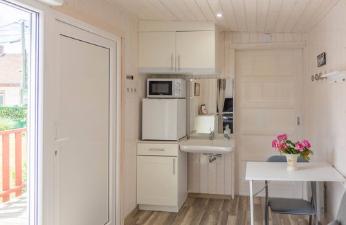 Noyers Bed & Breakfast | Cosy Room with Private Garden & Parking, Wi-Fi, TV, Near Orleans Forest