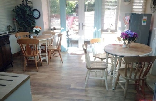 Llandovery Cottage | Cosy Rural Gilbert Hights Llandovery Cynghordy