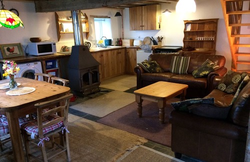 Trefeglwys House | Cosy Self Catering Cottage that has everything you need with a spectacular view