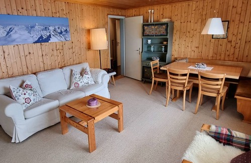 Flums Ski Chalet | cosy ski chalet in Flumserberg rental for the entire season Dec '23 - March '24