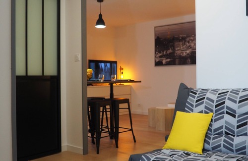 Dijon Apartment | Cosy studio 5 minutes from the station