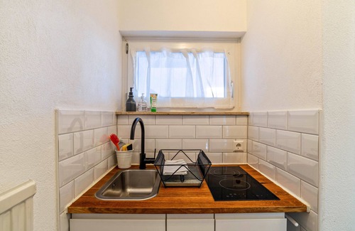 Pforzheim Apartment | Cosy Studio Apartment in Quiet Area with Wi-Fi, Terrace & Garden