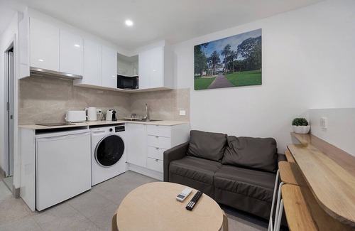 Redfern Apartment | Cosy Studio