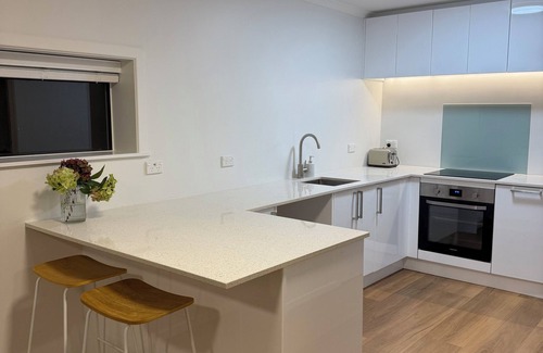 Khandallah Apartment | Cosy Studio Retreat