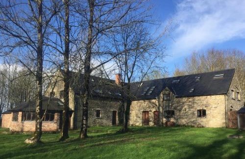 Tuamgraney House | Cosy two bedroom lodge on the edge of Raheen Woods