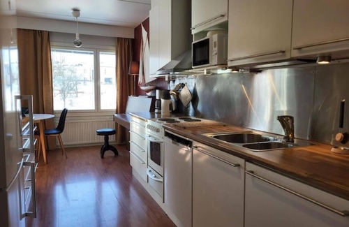 Koillinen District Apartment | Cosy, two room 62 m2 apartment in Helsinki, free parking lot