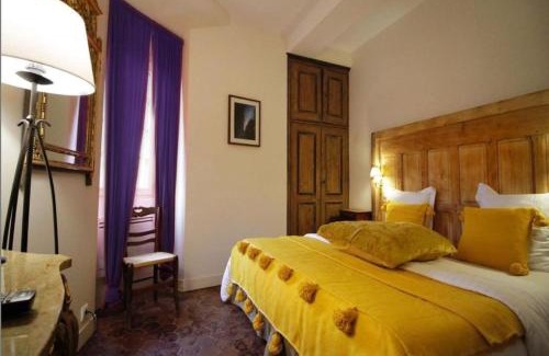 Noyers-sur-Serein Apartment | Coté-Serein La Privilège de la Tour Madame