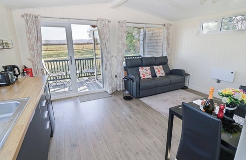 Bretforton Cottage | COTSWOLD VIEW 4, romantic, character holiday cottage in Honeybourne