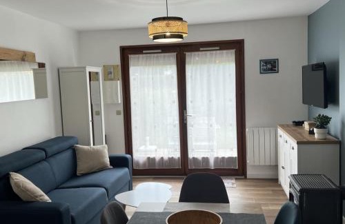 Cabourg Apartment | *Cottage 6 pers à Cabourg - Proche plage et thalasso, jardin, parking, Wi-Fi gratuit* - FR-1-487-358