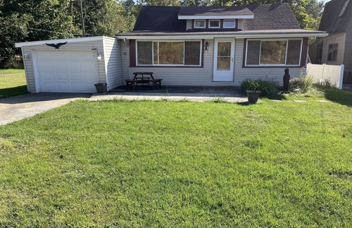 Chippewa Lake Cottage | Cottage # 9 - Just what you need!