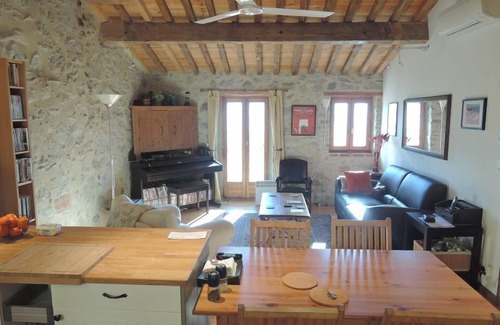 Eus Apartment | Cottage Apartment In The Heart Of The Beautiful Village Of Eus