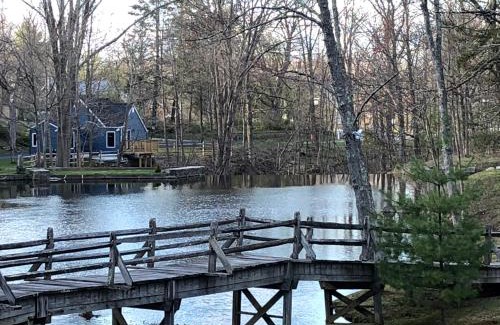 Bellvale House | Cottage at Millpond Falls - A Romantic Escape