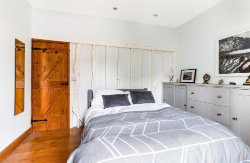 Saffron Walden House | Cottage, Central Saffron Walden, Garden, Little Braybrooke