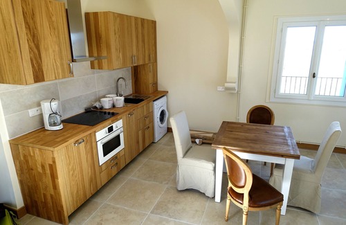 Saussignac House | Cottage de Luxe 2 a 3 Personnes - vue Imprenable et Piscine sur Place Ferme bio