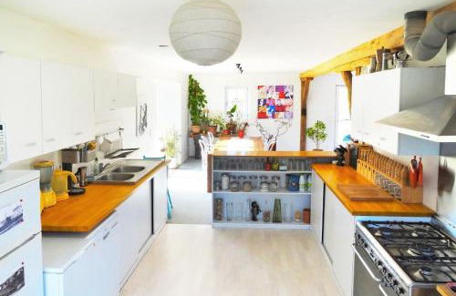 Beurizot House | Cottage familial, grand jardin, toboggan, barbecue