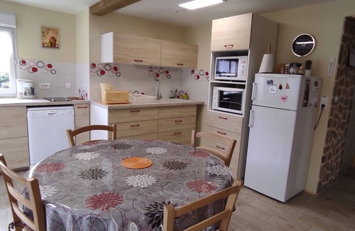 Bain-de-Bretagne House | Cottage 'Gîte Des Huttes' with Private Terrace, Private Garden and Wi-Fi
