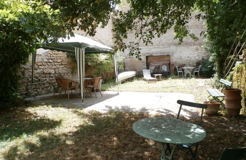 Gray House | cottage in a town house in the centre of Gray