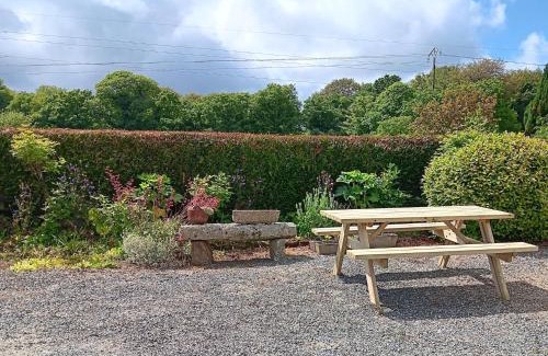 Guerlesquin House | Cottage in Brittany near Monts d'Arrée
