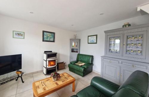 Guerlesquin House | Cottage in Brittany near Monts d'Arrée