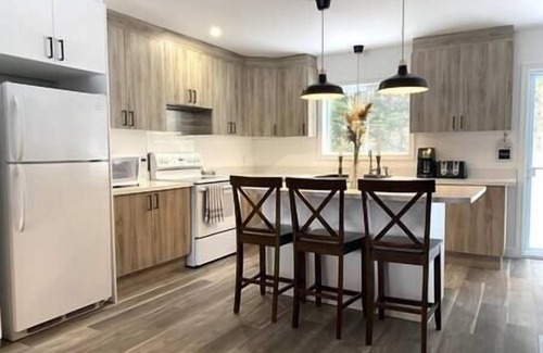 Notre-Dame-Des-Bois Ski Chalet | Cottage, in Quebec, in Domaine des Appalaches, with hot tub