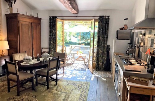 Saint-Jean-de-Sauves Cottage | Cottage in Saint-Jean with Terrace