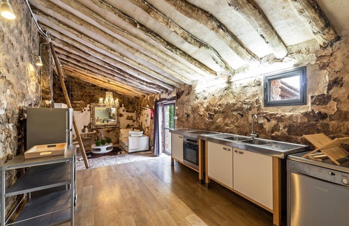 Fraga Cottage | Cottage in Fraga with Garden and Fireplace
