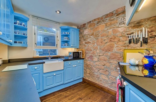 Kingsand Cottage | Cottage in Kingsand with Stunning Sea Views