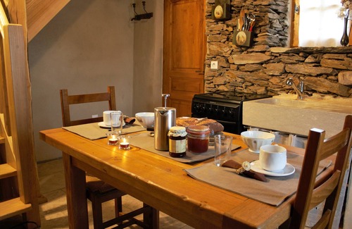 Dompnac Cabin | Cottage in South Ardèche - Cevennes-Calm and serenity Southern France cottage