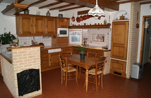 Iviers House | cottage in the countryside with a private pond