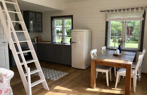 Tived House | Cottage in the heart of Tiveden with lake Unden view and Sauna