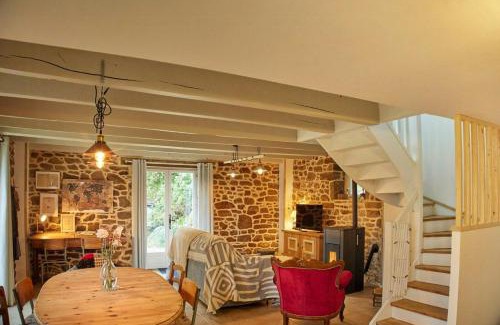 Ploerdut House | Cottage In Wooded Heart Of Brittany