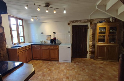 La Roche-Chalais Cottage | Cottage 'La Lavande - Perigord Vert' with Private Garden and Wi-Fi