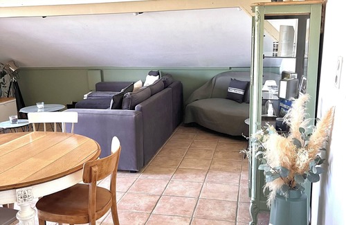 Bonlieu Apartment | Cottage life below in the heart of the lakes region