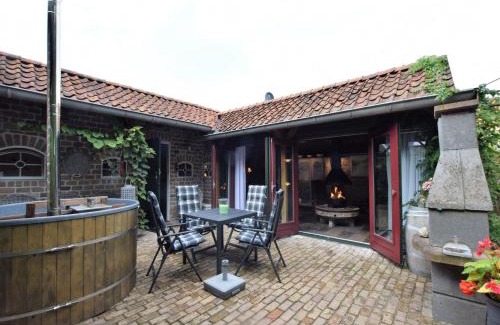 Musselkanaal House | Cottage near Bourtange with Hot Tub, cleaning included