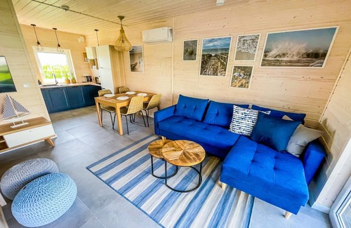 Darlowo House | Cottage near Kopań Beach and Lake
