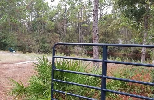 Navarre Cottage | Cottage on Crittenden Pond Fenced Dog