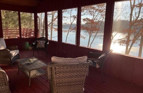 New Concord House | Cottage on Cypress Bay near Paris Landing State Park
